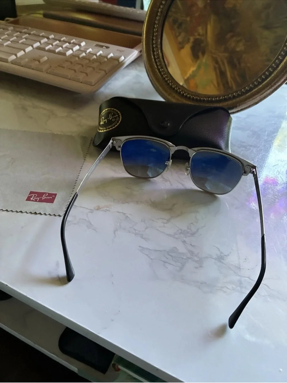Ray-Ban Black Leather Sunglasses Case with Black Sunglasses
